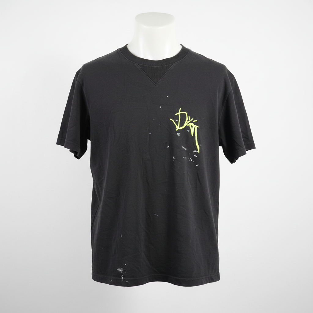 Ghost mockup 4 - Soft white background